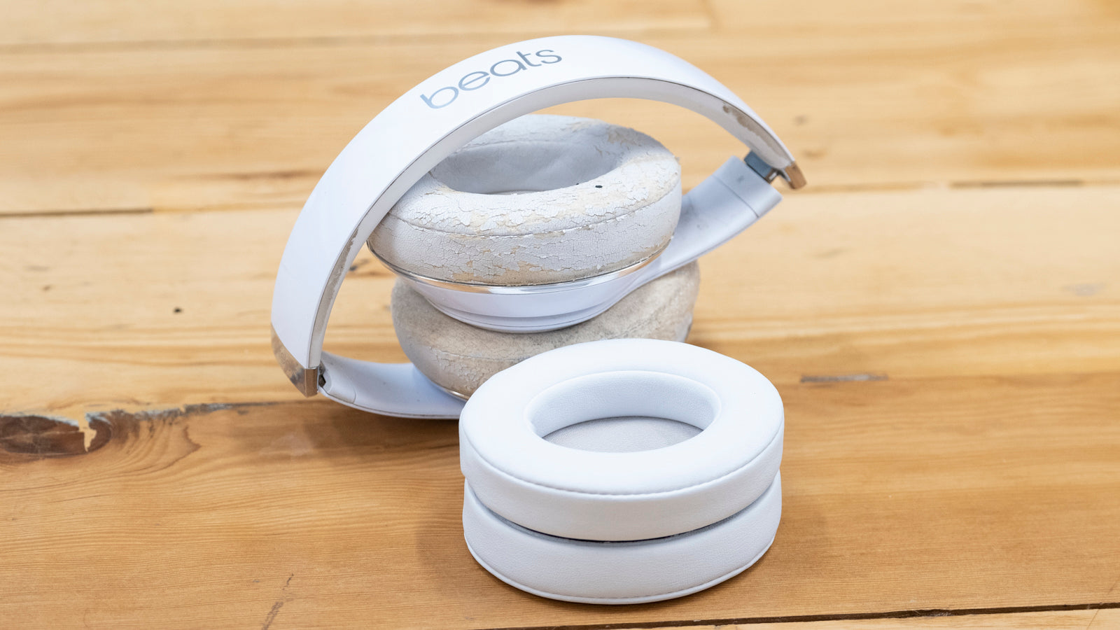 How to Replace the Ear Pads on Beats Studio 2 Wireless or Wired Headphones